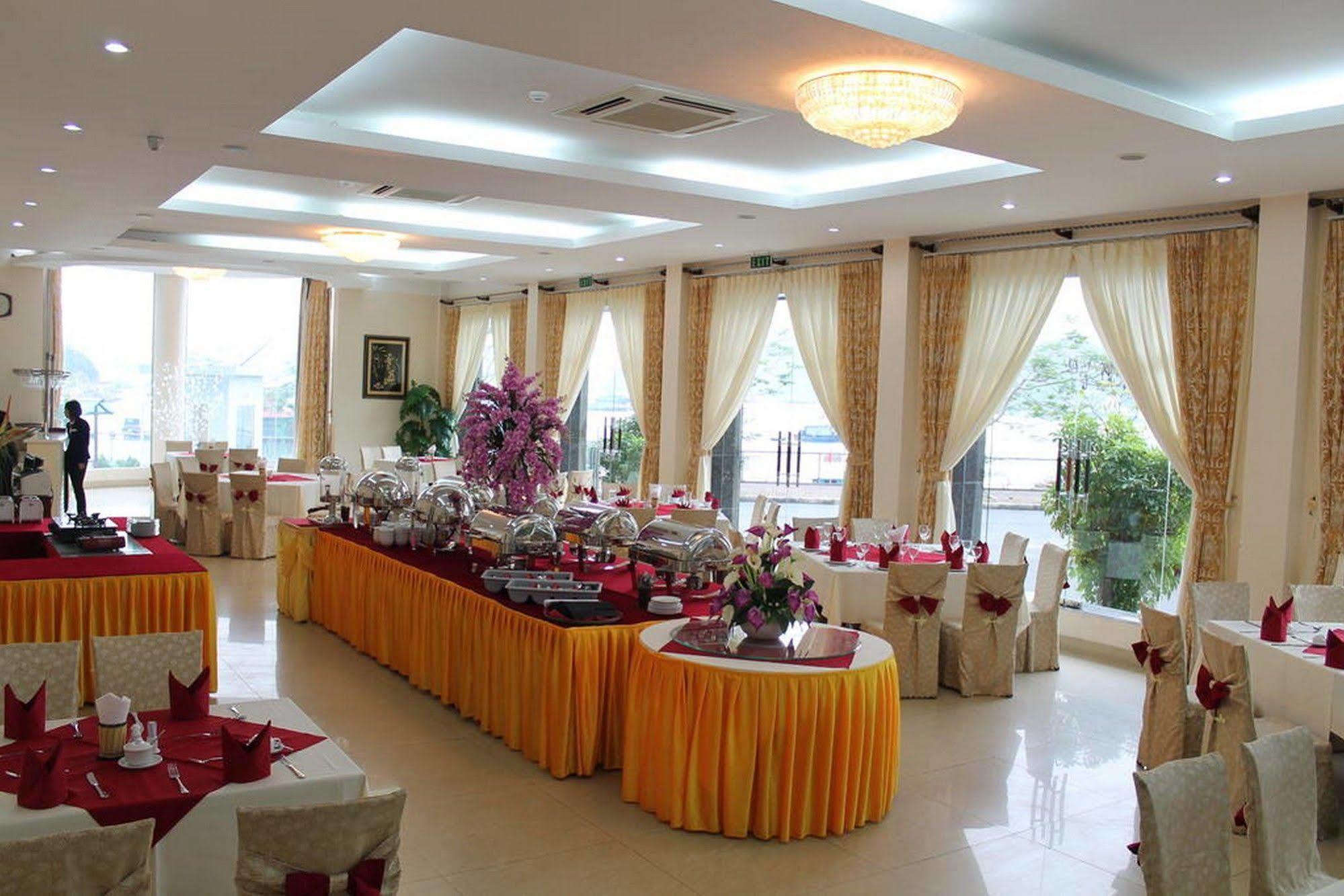 Hung Long Harbour Hotel Cat Ba Dong Khe Sau Экстерьер фото